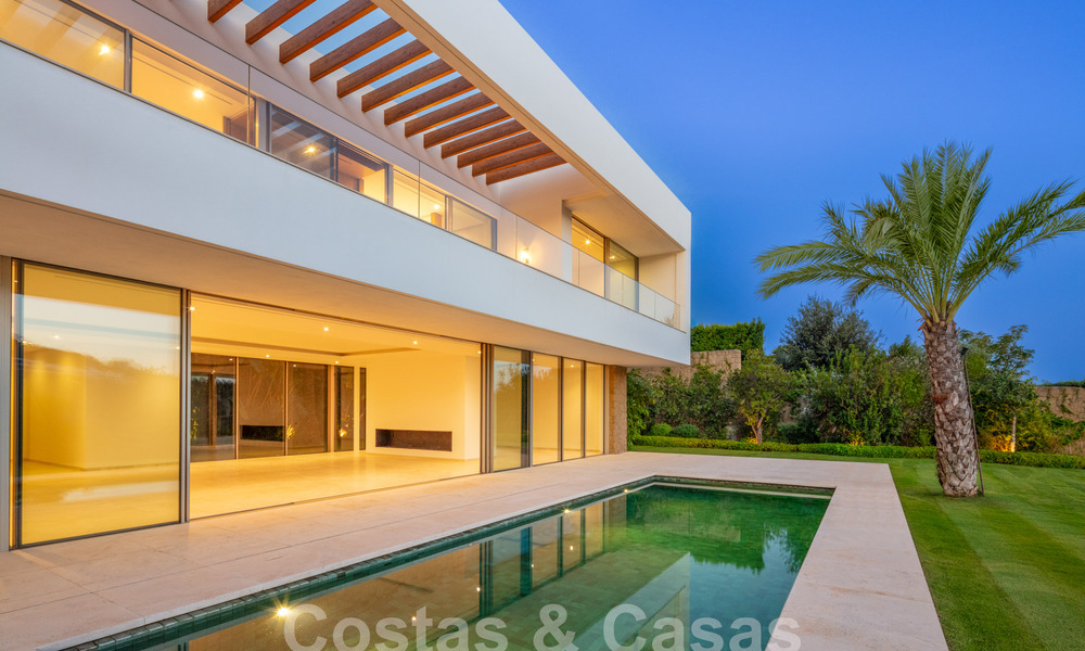 Impresionante villa de lujo de diseño en venta en un complejo de golf superior en la Costa del Sol 60164