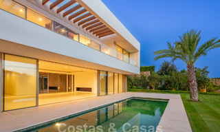 Impresionante villa de lujo de diseño en venta en un complejo de golf superior en la Costa del Sol 60164 