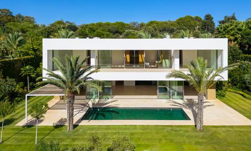 Impresionante villa de lujo de diseño en venta en un complejo de golf superior en la Costa del Sol 60167