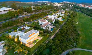 Impresionante villa de lujo de diseño en venta en un complejo de golf superior en la Costa del Sol 60171 