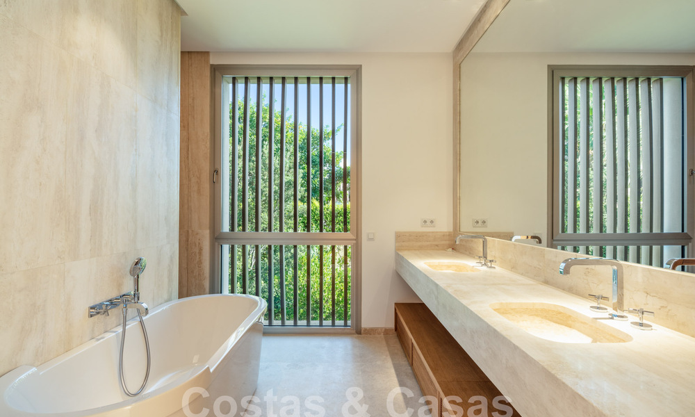 Impresionante villa de lujo de diseño en venta en un complejo de golf superior en la Costa del Sol 60174