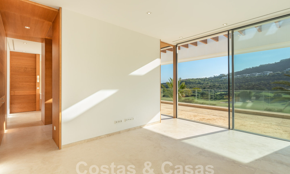Impresionante villa de lujo de diseño en venta en un complejo de golf superior en la Costa del Sol 60178