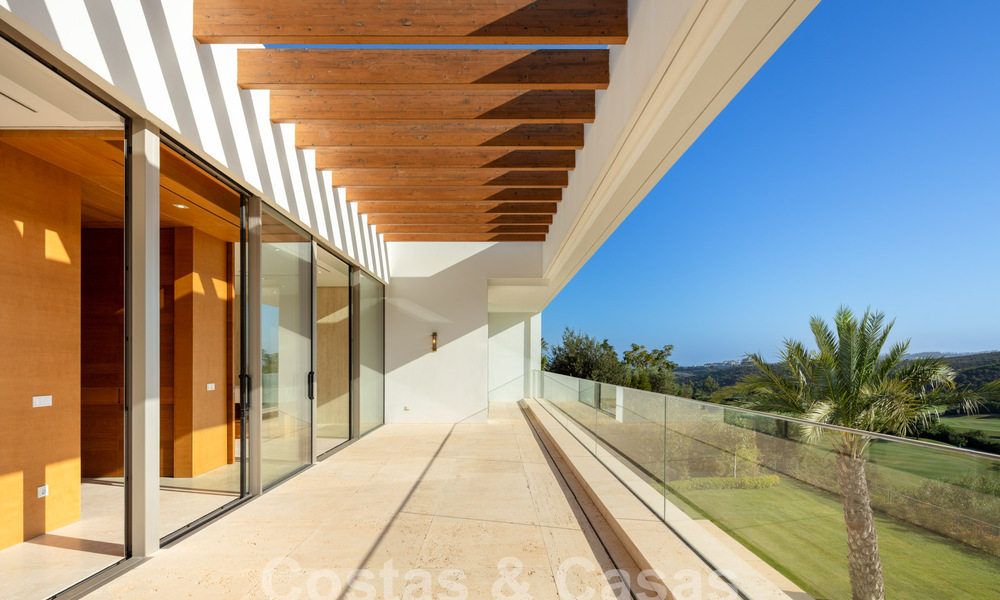 Impresionante villa de lujo de diseño en venta en un complejo de golf superior en la Costa del Sol 60179