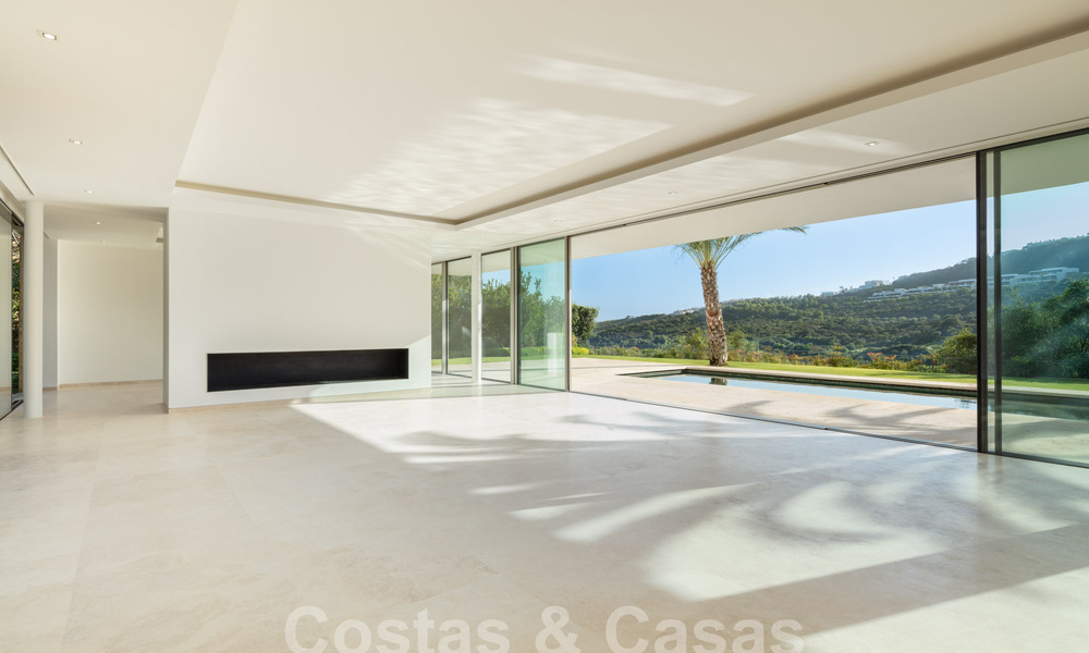Impresionante villa de lujo de diseño en venta en un complejo de golf superior en la Costa del Sol 60183