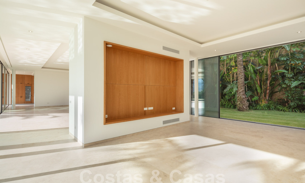 Impresionante villa de lujo de diseño en venta en un complejo de golf superior en la Costa del Sol 60184