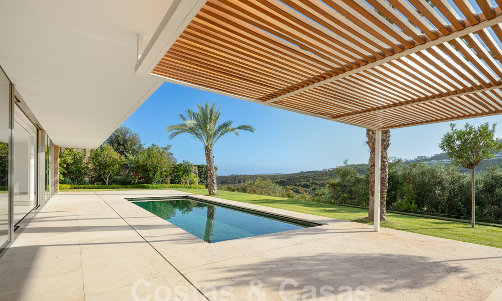 Impresionante villa de lujo de diseño en venta en un complejo de golf superior en la Costa del Sol 60186