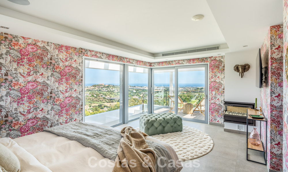 Sofisticada villa de lujo en venta en exclusivo resort de golf con vistas panorámicas en La Quinta, Marbella - Benahavis 60420