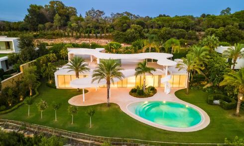 Extravagante villa de diseño en venta, en un destacado resort de golf de la Costa del Sol 60190