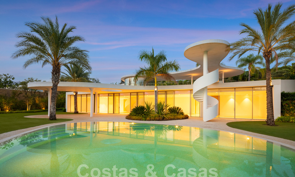 Extravagante villa de diseño en venta, en un destacado resort de golf de la Costa del Sol 60194