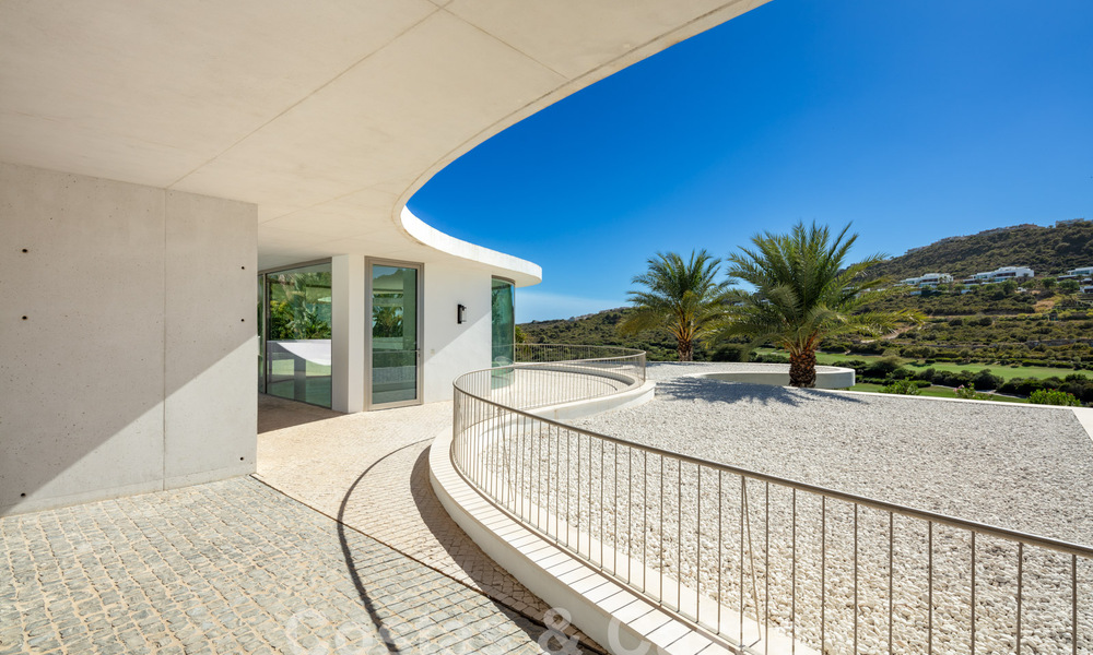 Extravagante villa de diseño en venta, en un destacado resort de golf de la Costa del Sol 60201