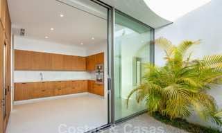 Extravagante villa de diseño en venta, en un destacado resort de golf de la Costa del Sol 60204 