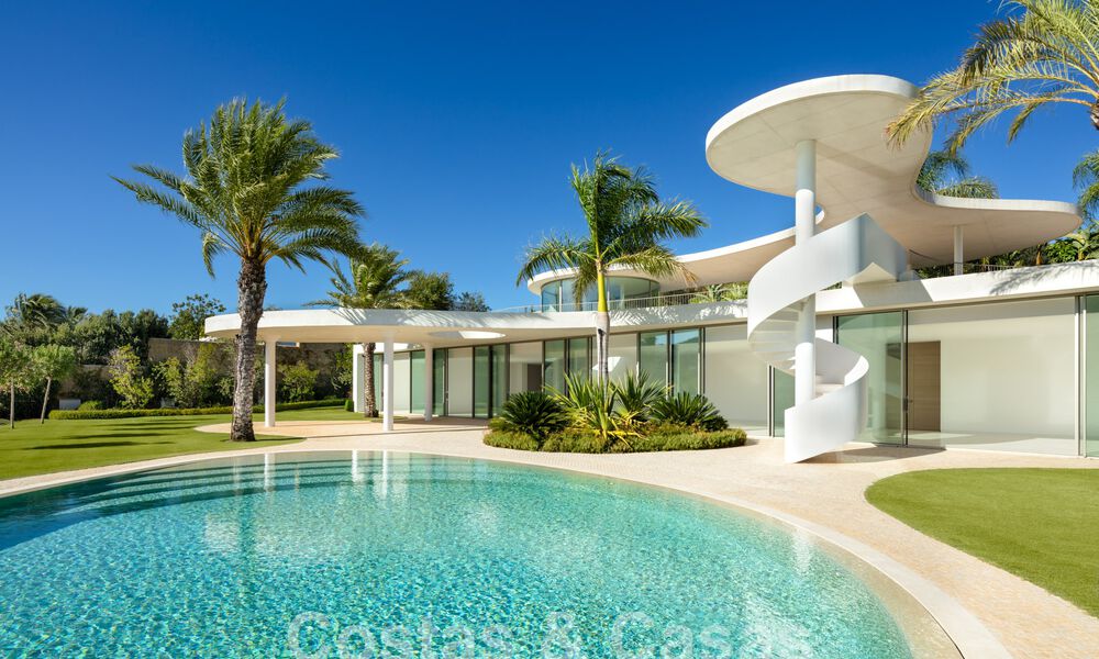 Extravagante villa de diseño en venta, en un destacado resort de golf de la Costa del Sol 60210