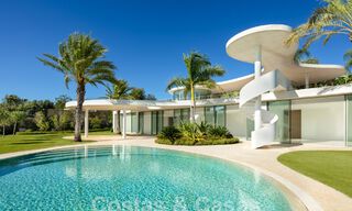 Extravagante villa de diseño en venta, en un destacado resort de golf de la Costa del Sol 60210 