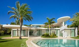 Extravagante villa de diseño en venta, en un destacado resort de golf de la Costa del Sol 60211 