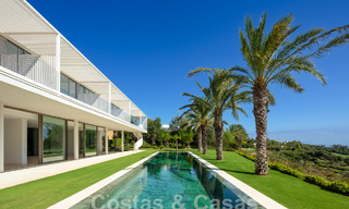 Majestuosa villa de diseño en venta en un campo de golf de 5 estrellas en la Costa del Sol 60264 