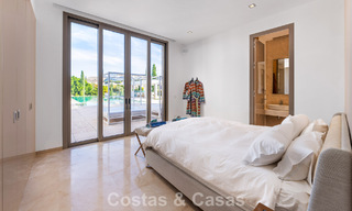 Villa de lujo contemporáneo en venta, en primera línea de golf de 5 estrellas en Marbella - Benahavis 60460 