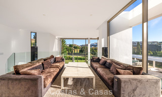 Villa de lujo contemporáneo en venta, en primera línea de golf de 5 estrellas en Marbella - Benahavis 60466 
