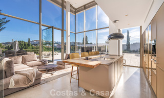 Villa de lujo contemporáneo en venta, en primera línea de golf de 5 estrellas en Marbella - Benahavis 60467 