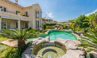 Villa de lujo de estilo andaluz en venta en las colinas de La Quinta, Benahavis - Marbella 60633 