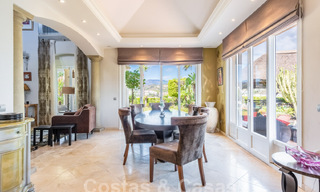 Villa de lujo de estilo andaluz en venta en las colinas de La Quinta, Benahavis - Marbella 60637 