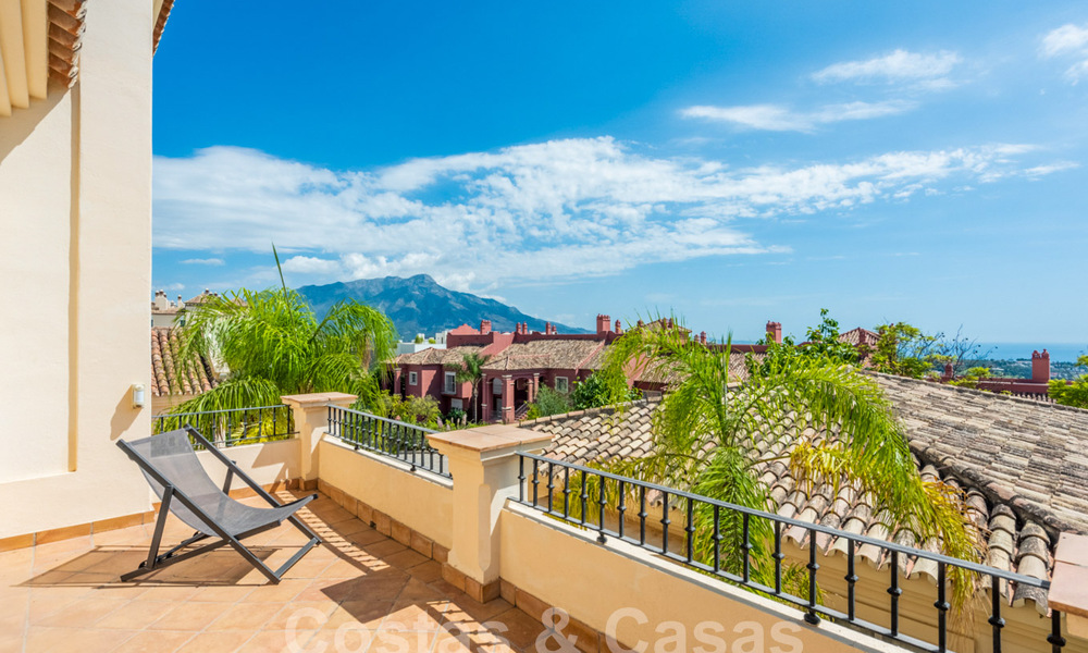 Villa de lujo de estilo andaluz en venta en las colinas de La Quinta, Benahavis - Marbella 60649