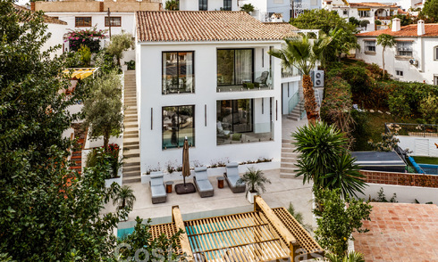Moderna villa mediterránea renovada con diseño interior preciosa en venta a poca distancia de Puerto Banús, Marbella 60734