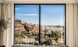 Villa de lujo en venta con diseño moderno-mediterráneo y vistas al mar en Nueva Andalucía, Marbella 60942 