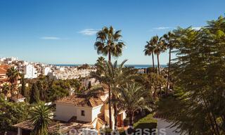 Villa de lujo en venta con diseño moderno-mediterráneo y vistas al mar en Nueva Andalucía, Marbella 60983 