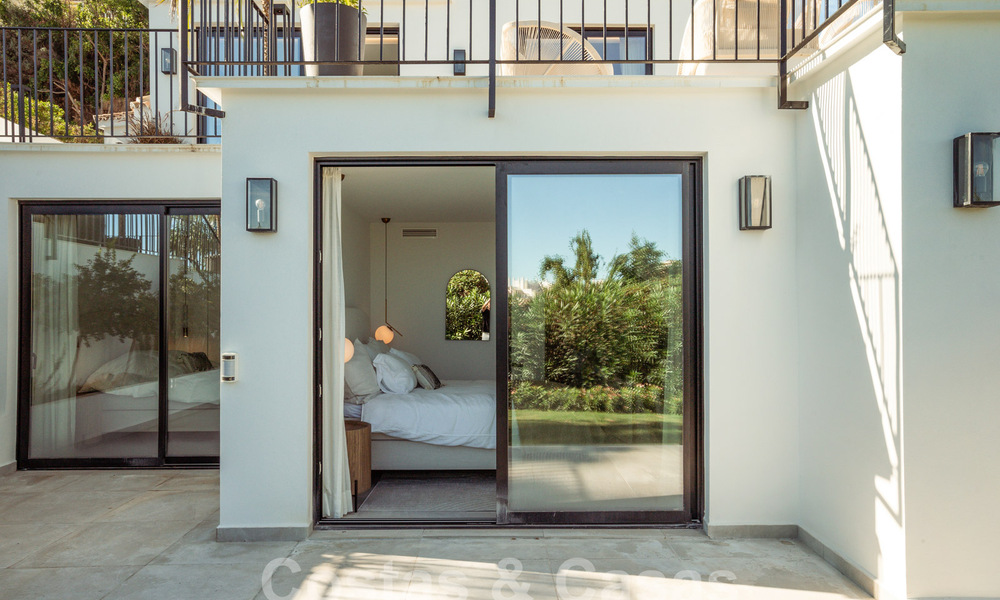 Villa de lujo en venta con diseño moderno-mediterráneo y vistas al mar en Nueva Andalucía, Marbella 60986