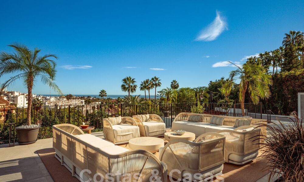 Villa de lujo en venta con diseño moderno-mediterráneo y vistas al mar en Nueva Andalucía, Marbella 60988