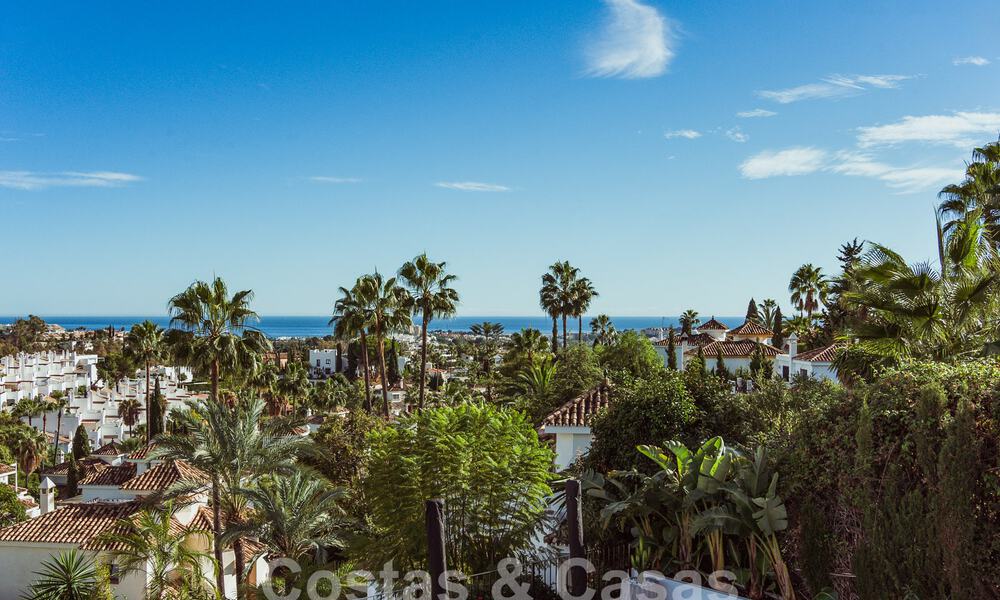 Villa de lujo en venta con diseño moderno-mediterráneo y vistas al mar en Nueva Andalucía, Marbella 60993