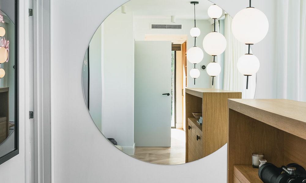 Villa de lujo en venta con diseño moderno-mediterráneo y vistas al mar en Nueva Andalucía, Marbella 60996