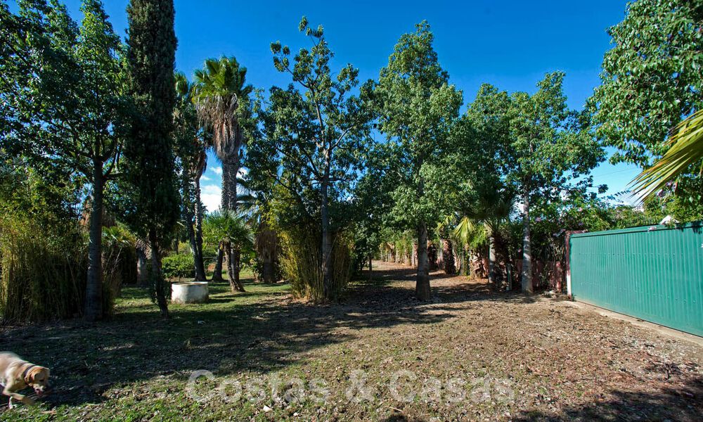 Finca con establos en venta a poca distancia del centro de Estepona, Costa del Sol 61036