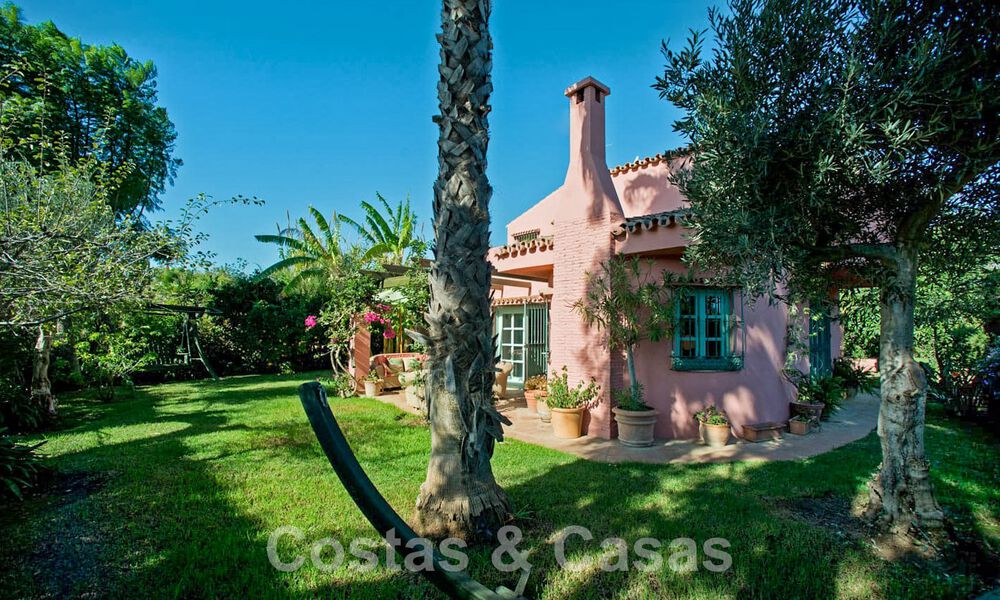 Finca con establos en venta a poca distancia del centro de Estepona, Costa del Sol 61056