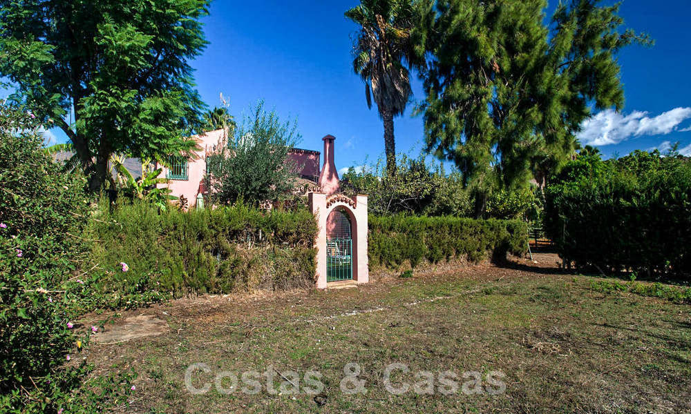 Finca con establos en venta a poca distancia del centro de Estepona, Costa del Sol 61059