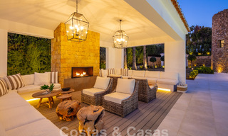 Espectacular villa de lujo en venta con vistas al mar en el valle del golf de Nueva Andalucía, Marbella 61069 