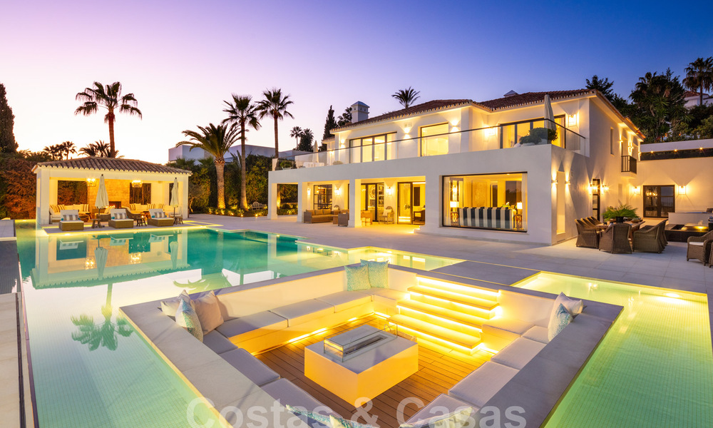 Espectacular villa de lujo en venta con vistas al mar en el valle del golf de Nueva Andalucía, Marbella 61070