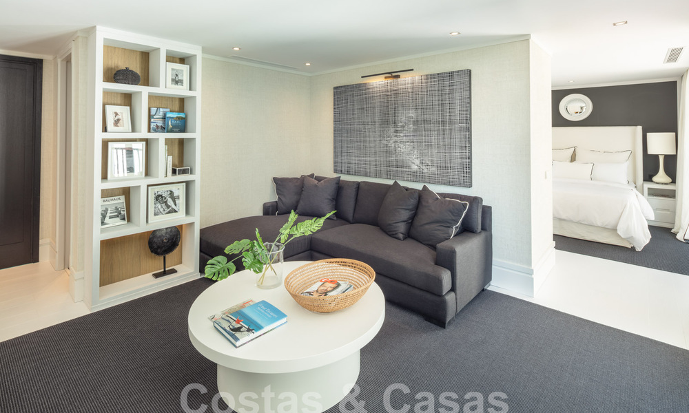 Espectacular villa de lujo en venta con vistas al mar en el valle del golf de Nueva Andalucía, Marbella 61081