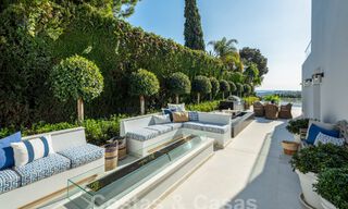 Espectacular villa de lujo en venta con vistas al mar en el valle del golf de Nueva Andalucía, Marbella 61085 