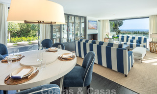 Espectacular villa de lujo en venta con vistas al mar en el valle del golf de Nueva Andalucía, Marbella 61088 