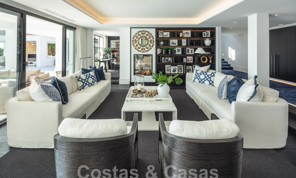 Espectacular villa de lujo en venta con vistas al mar en el valle del golf de Nueva Andalucía, Marbella 61092