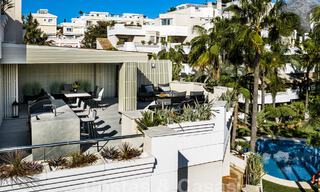 Moderno apartamento reformado en venta en complejo cerrado y céntrico en Nueva Andalucia, Marbella 61176 