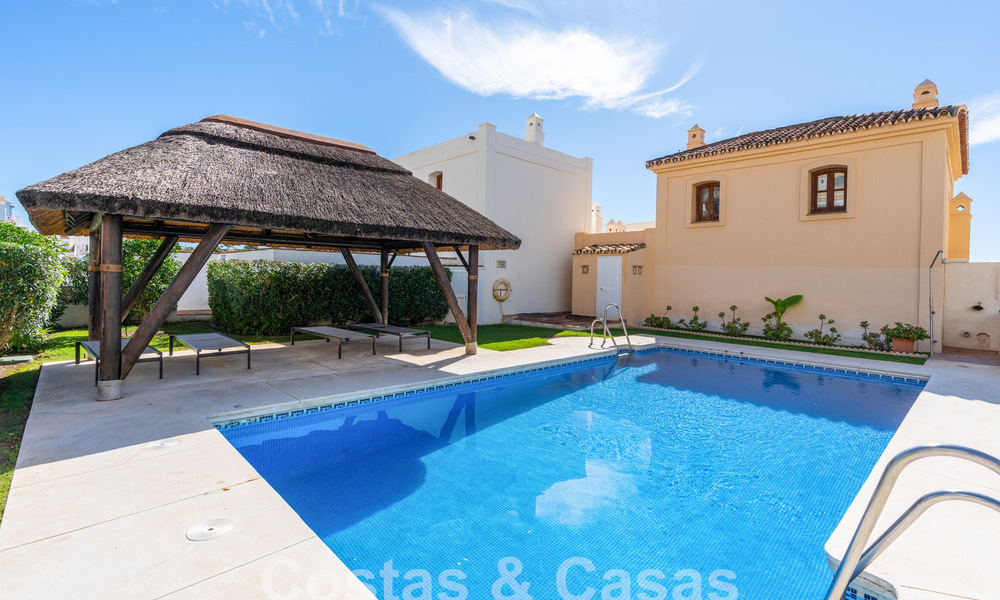 Encantadora casa adosada andaluza con vistas al mar en venta en las colinas de Marbella - Benahavis 61887