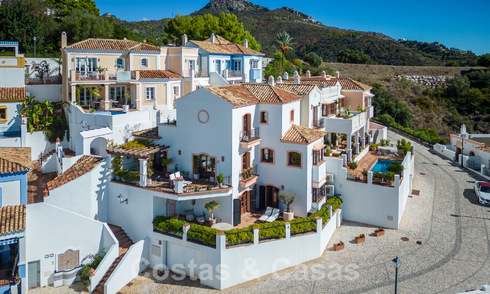 Encantadora casa adosada andaluza con vistas al mar en venta en las colinas de Marbella - Benahavis 61891