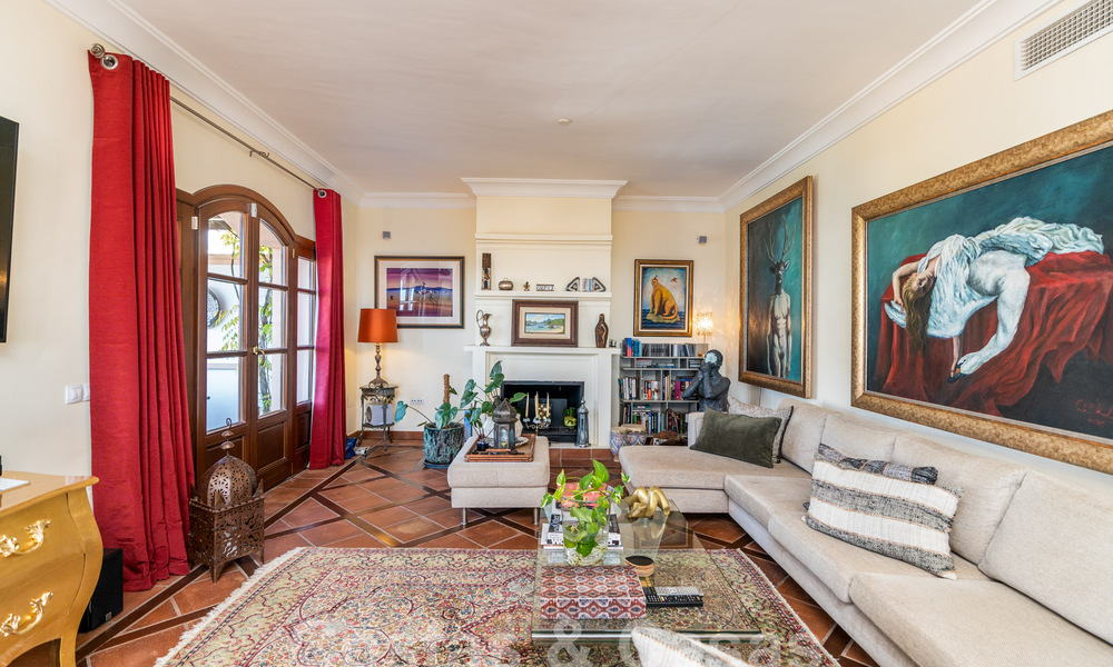 Encantadora casa adosada andaluza con vistas al mar en venta en las colinas de Marbella - Benahavis 61896