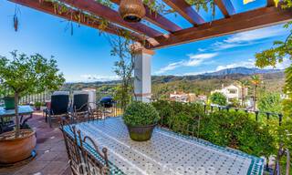 Encantadora casa adosada andaluza con vistas al mar en venta en las colinas de Marbella - Benahavis 61899 