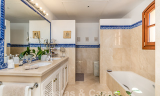 Encantadora casa adosada andaluza con vistas al mar en venta en las colinas de Marbella - Benahavis 61907 