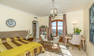 Encantadora casa adosada andaluza con vistas al mar en venta en las colinas de Marbella - Benahavis 61909 