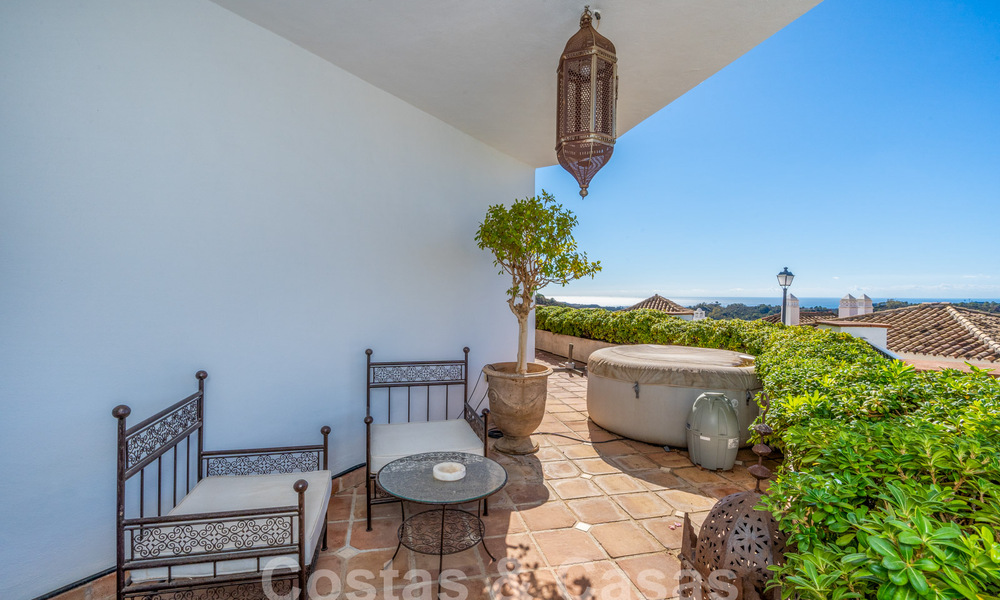 Encantadora casa adosada andaluza con vistas al mar en venta en las colinas de Marbella - Benahavis 61924