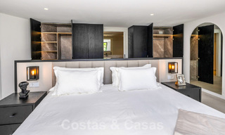 Villa de lujo con diseño mediterráneo moderno en venta en una popular zona de golf en Nueva Andalucía, Marbella 61670 